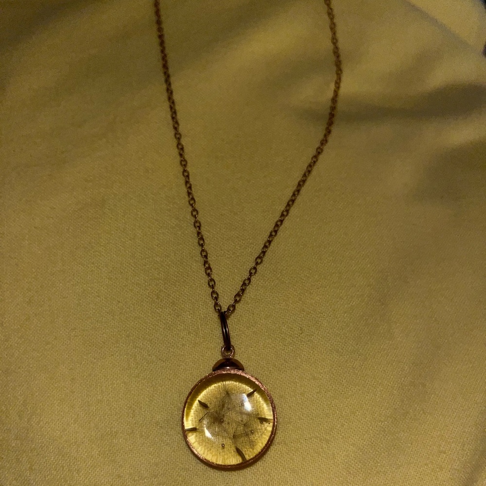 Gold Pendant Necklace